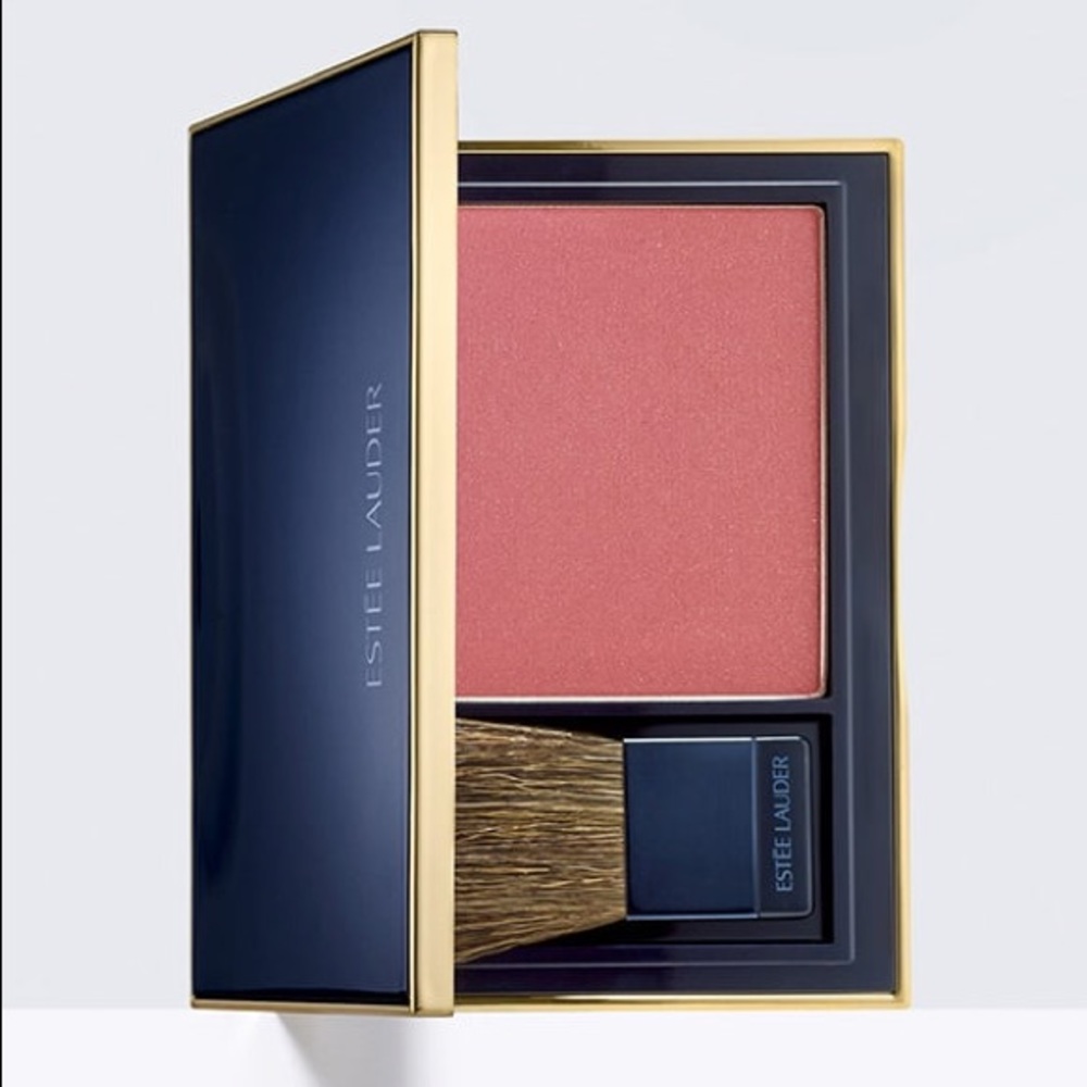 Estée Lauder pure envy blush in Mauve mystique